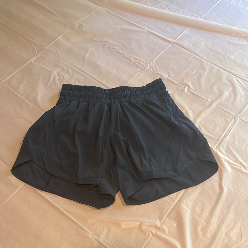 Lululemon track that 5” shorts in Navy
